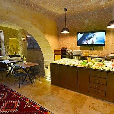 Pegas Cave 5*